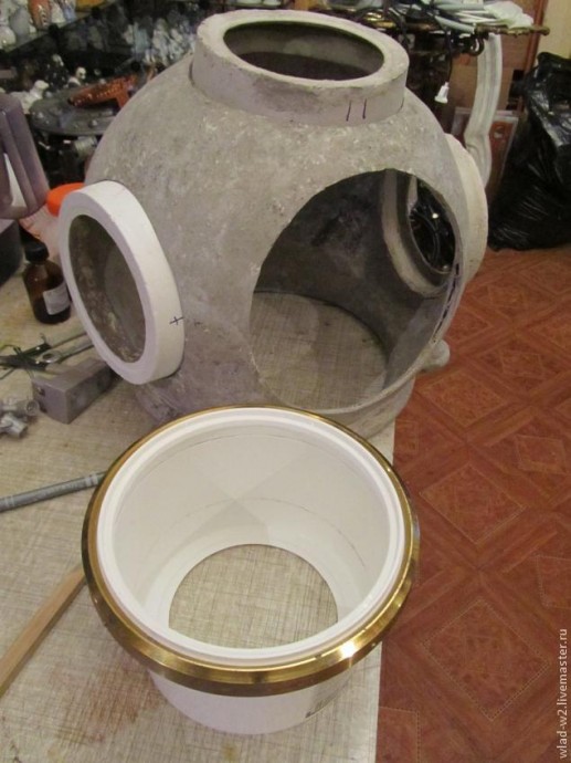 Шлем водолаза из папье-маше