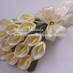 Каллы из атласных лент