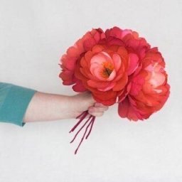 ​Роскошные пионы из бумаги
