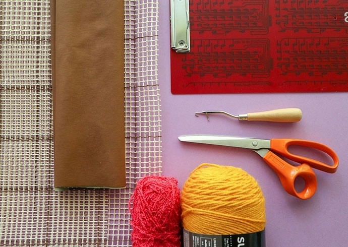 Лохматый чехол на подушку Лохматый чехол на подушку