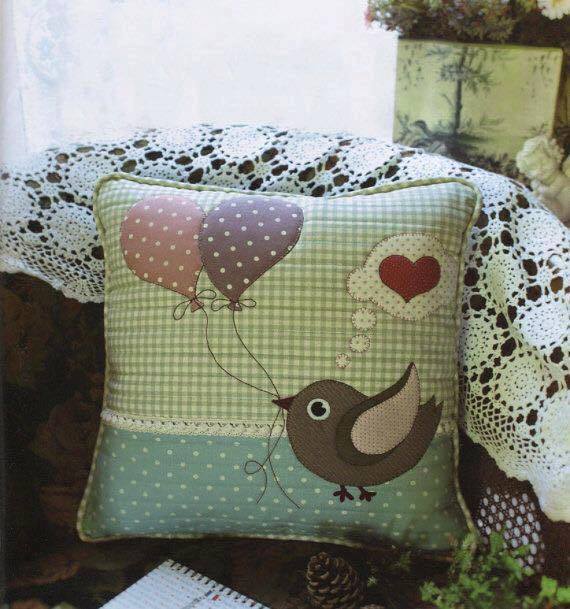 Подушки с веселым настроением: идеи