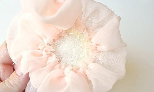 ​Текстильная брошь-цветок