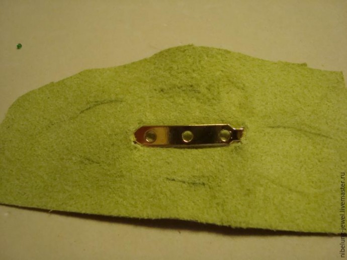 Утконос в этническом стиле