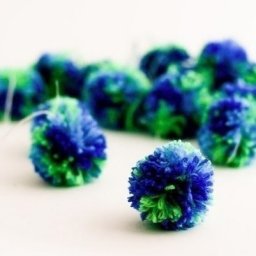 Легкий способ быстро сделать много помпонов