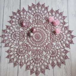 ​Одна из самых красивых салфеток