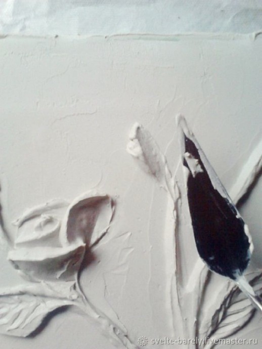 Веточка розы из шпатлевки Веточка розы из шпатлевки