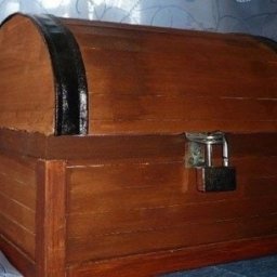 Интерьерный декоративный сундук