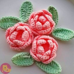 ​Объемная прекрасная роза, выполненная крючком