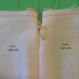 ​Вшивание потайной молнии