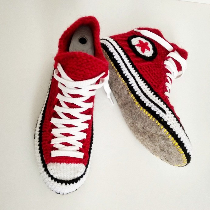 Идеи вязаных мокасин и кедов