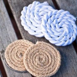 Подставки под стаканы