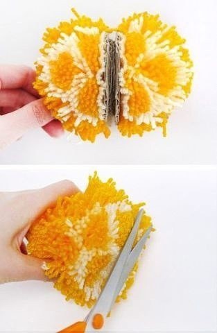 Фруктовые помпончики