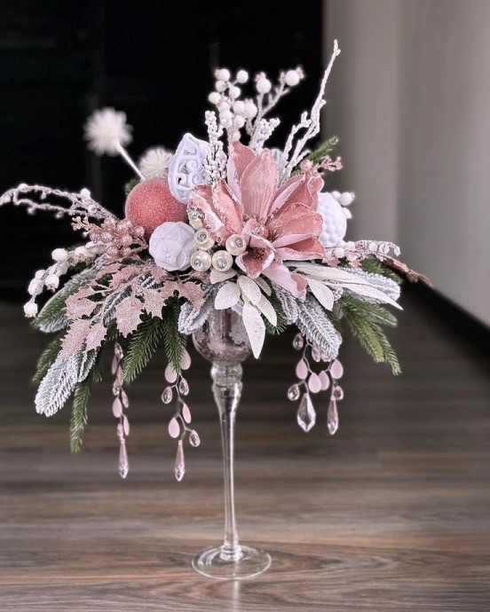 Цветочные зимние композиции с оттенками розового