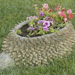 Клумбы из камешков