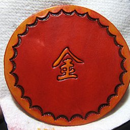 Как сделать подстаканник из кожи с тиснением