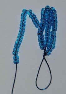 Голубые васильки из бисера Голубые васильки из бисера