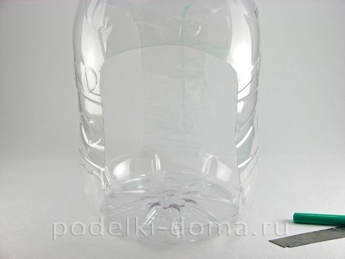 ​Кормушка для птиц из пластиковой бутылки