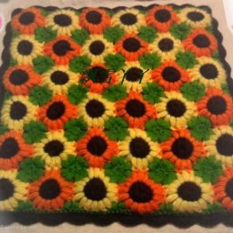 Вязаный коврик