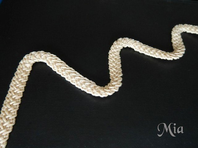 Вяжем плоский широкий шнур крючком
