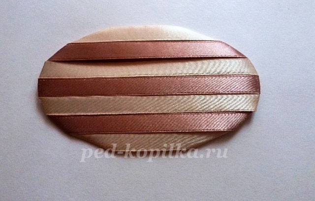 Лапоть из атласных лент