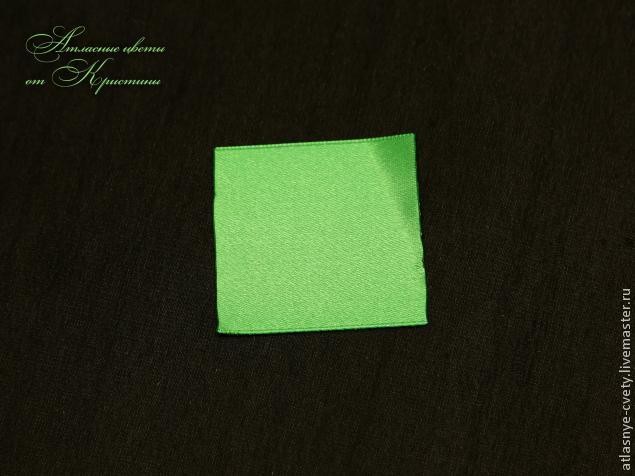 Роза в технике канзаши