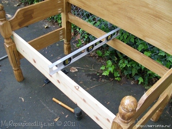 Как сделать садовое кресло из детской кроватки