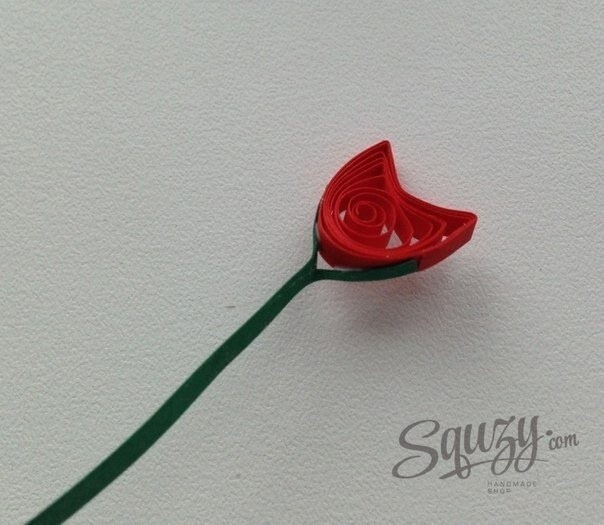 Цветочная открытка в технике квиллинга Цветочная открытка в технике квиллинга