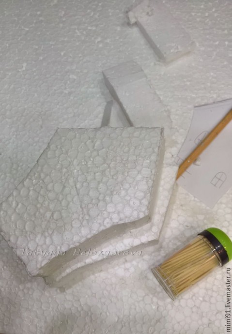 Полые фигуры из папье-маше