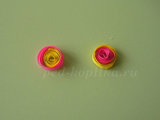 Цветы в технике квиллинга