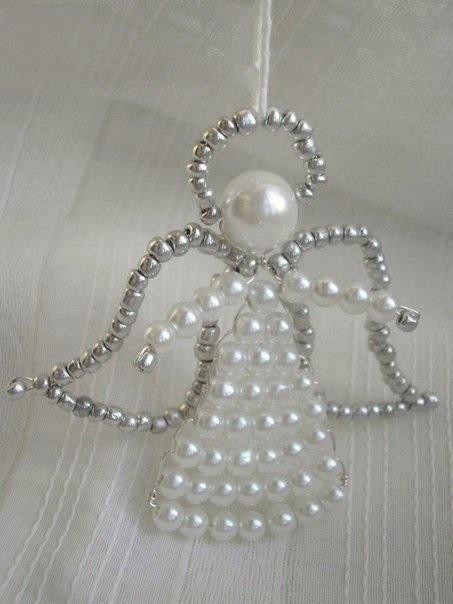 Ангелочек из бисера