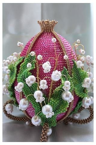 Пасхальная композиция из бисера