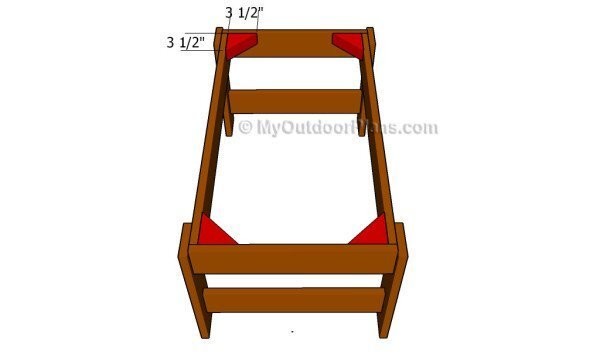 Садовая мебель: стол