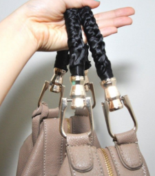 Как красиво решить проблему облезлых ручек еще хороших сумок