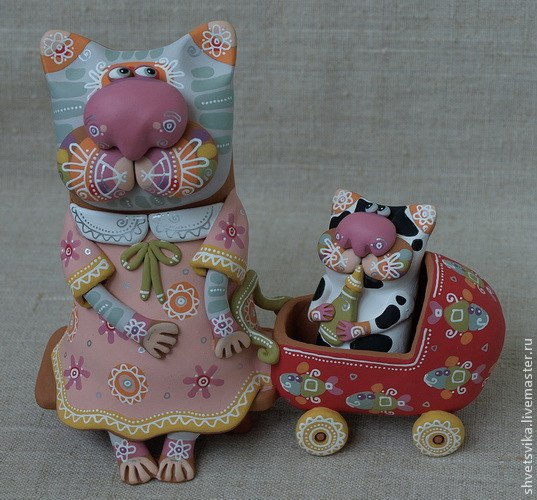 Керамические статуэтки с изумительной росписью Керамические статуэтки с изумительной росписью