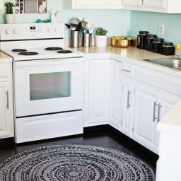 Коврик из лоскутков и бельевой веревки