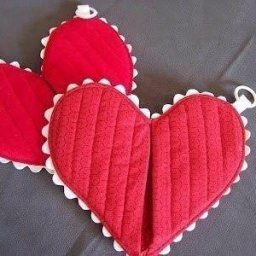 Кухонная прихватка в форме сердца