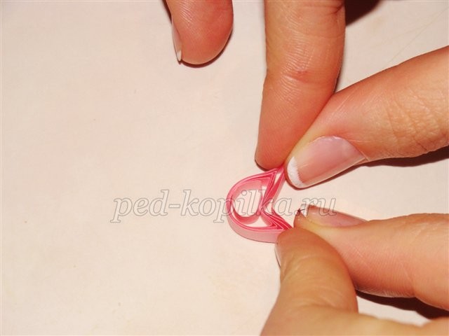 Тюльпаны в технике квиллинга: мастер-класс Тюльпаны в технике квиллинга: мастер-класс