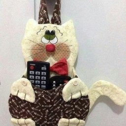 Кот как хранитель пульта
