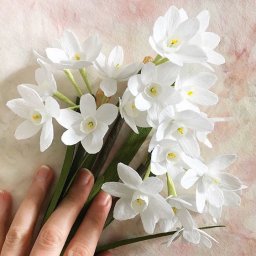 Бумажные реалистичные нарциссы своими руками