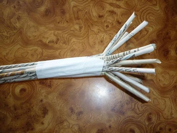 Красивое дерево из бумажных трубочек