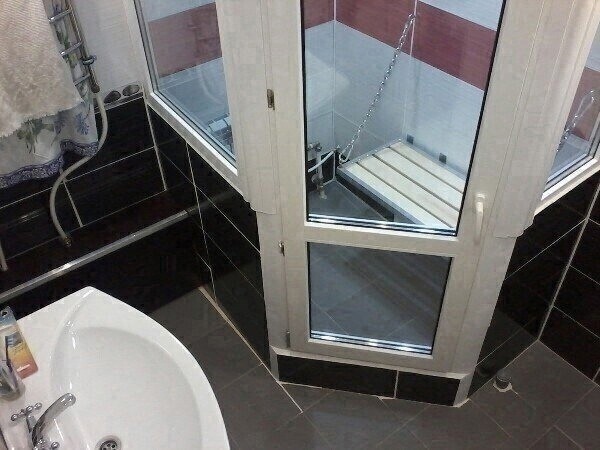 Кабина душевая из стеклопакетов