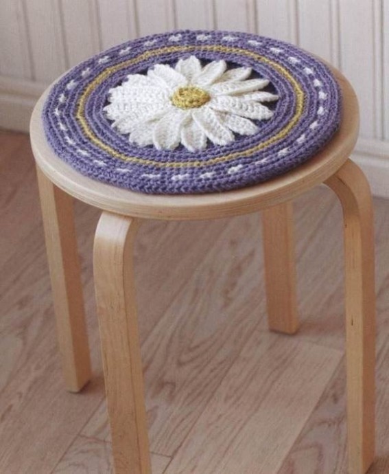 Вязаные сидушки на табуретки
