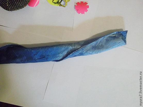 Цветок из ткани на скорую руку Цветок из ткани на скорую руку