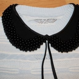 Воротничок с бусинами