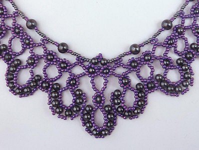 Восхитительное колье из бисера