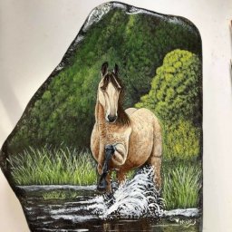 Чудесная роспись по камням