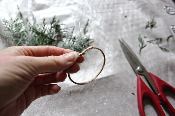 Красивая упаковка подарка Красивая упаковка подарка