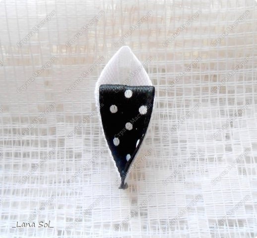 Брошки-цветы Брошки-цветы