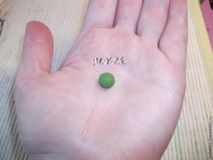 Гребень для волос с цветком мака