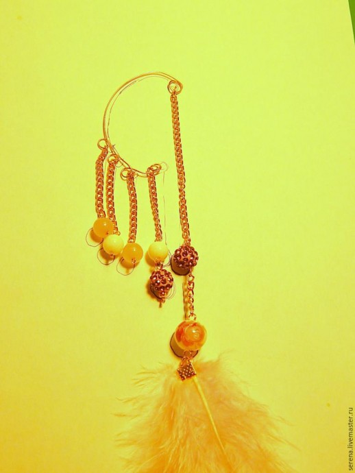 Кафф с пером